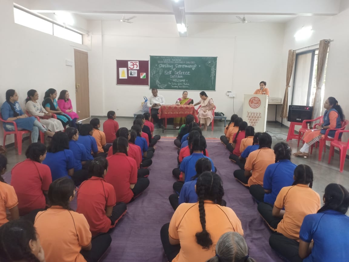 स्वसंरक्षण(self defence )